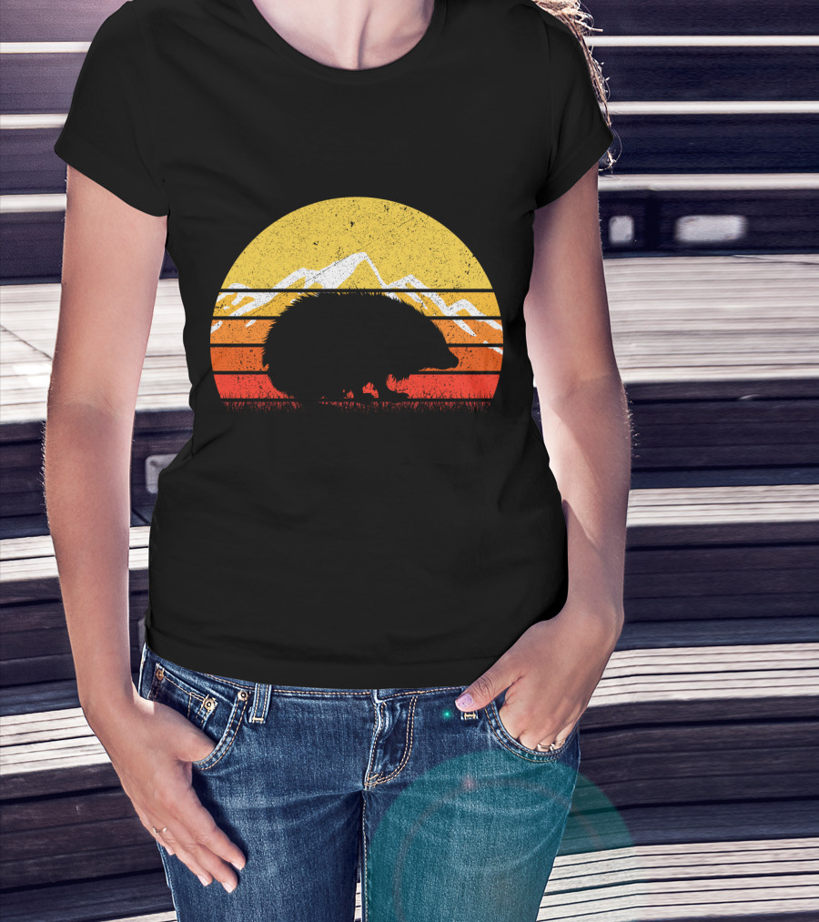 Retro Vintage Hedgehog Silhouette Against Sunset Mountain Stripe Circle T-Shirt