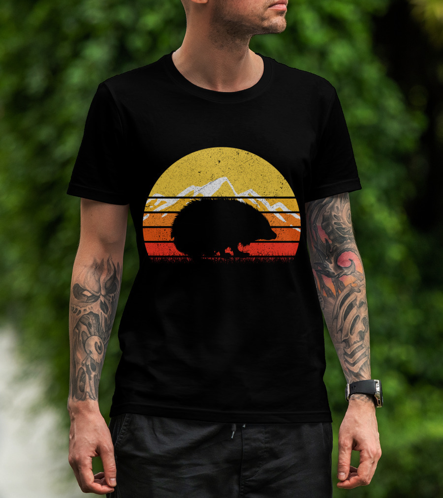 Retro Vintage Hedgehog Silhouette Against Sunset Mountain Stripe Circle T-Shirt