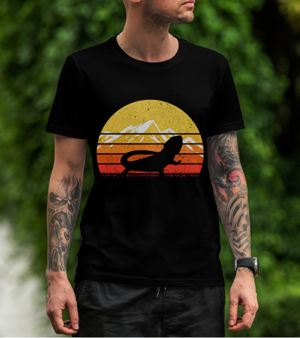 Retro Vintage Bearded Dragon Sunset Silhouette Mountain Stripe T-Shirt