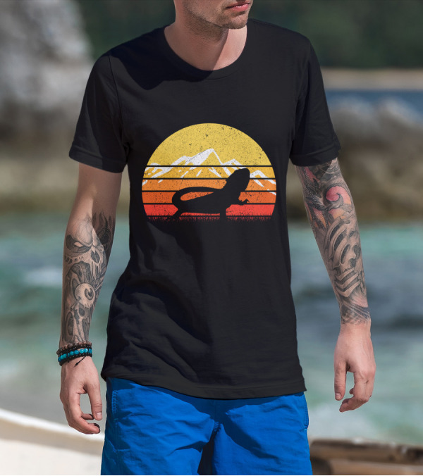 Retro Vintage Bearded Dragon Sunset Silhouette Mountain Stripe T-Shirt