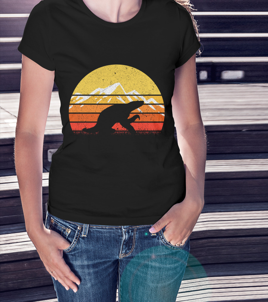 Retro Vintage Sloth Silhouette Sunset Mountain Scene T-Shirt