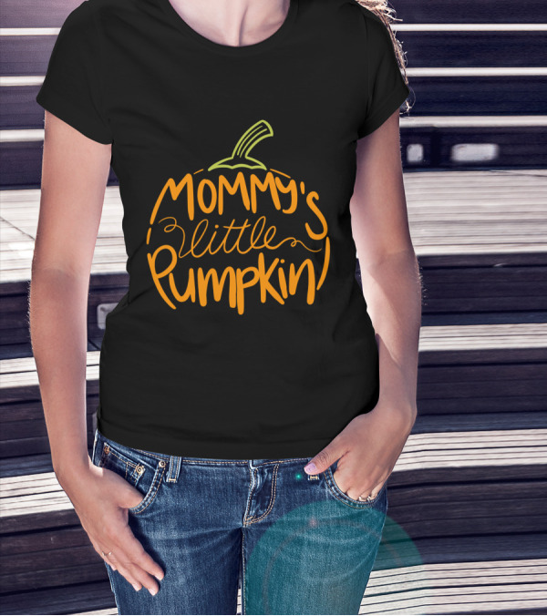 Mommy's Little Pumpkin Halloween Pregnancy Costumes T-Shirt