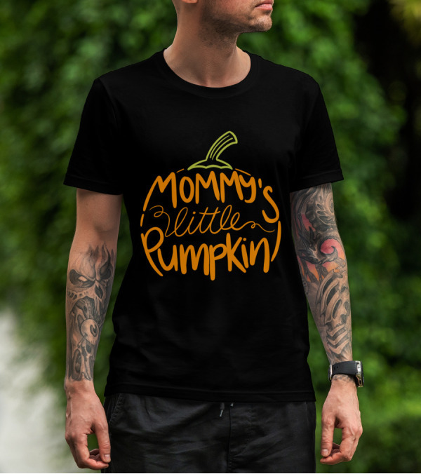 Mommy's Little Pumpkin Halloween Pregnancy Costumes T-Shirt