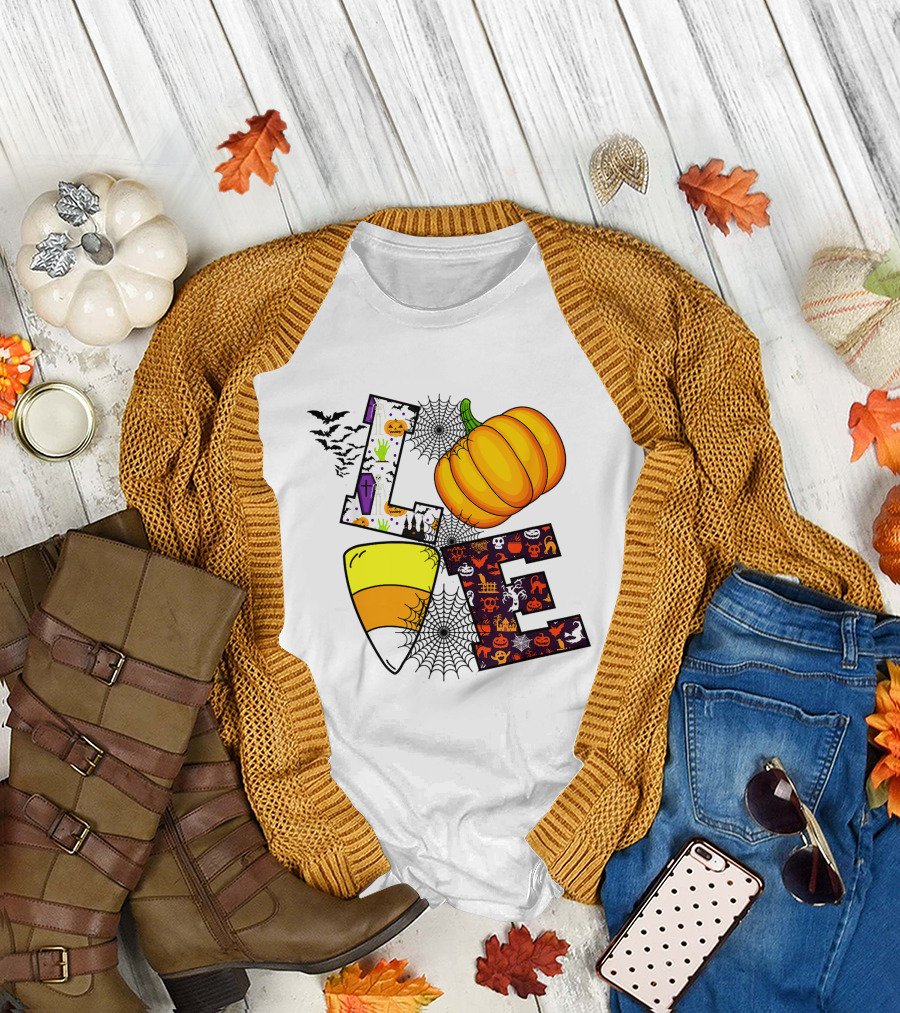 Love Pumpkin Candy Corn Halloween Spiderweb Bats Ghosts T-Shirt