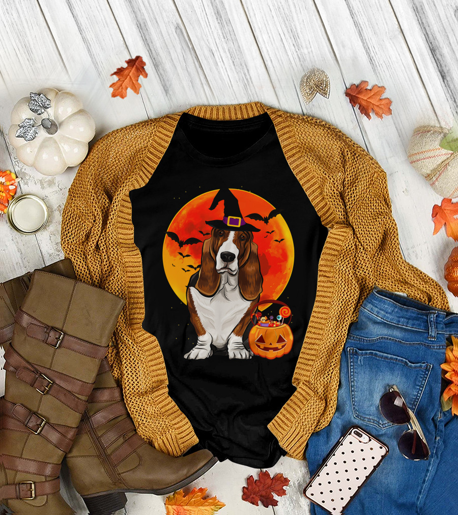 Basset Hound Witch Hat Halloween Pumpkin Candy Holder with Full Moon and Bats T-Shirt