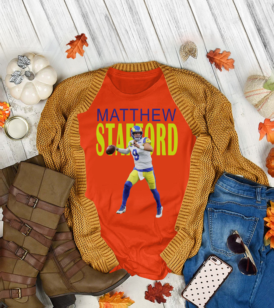 Matthew Stafford Rams Quarterback NFL Football Action T-Shirt