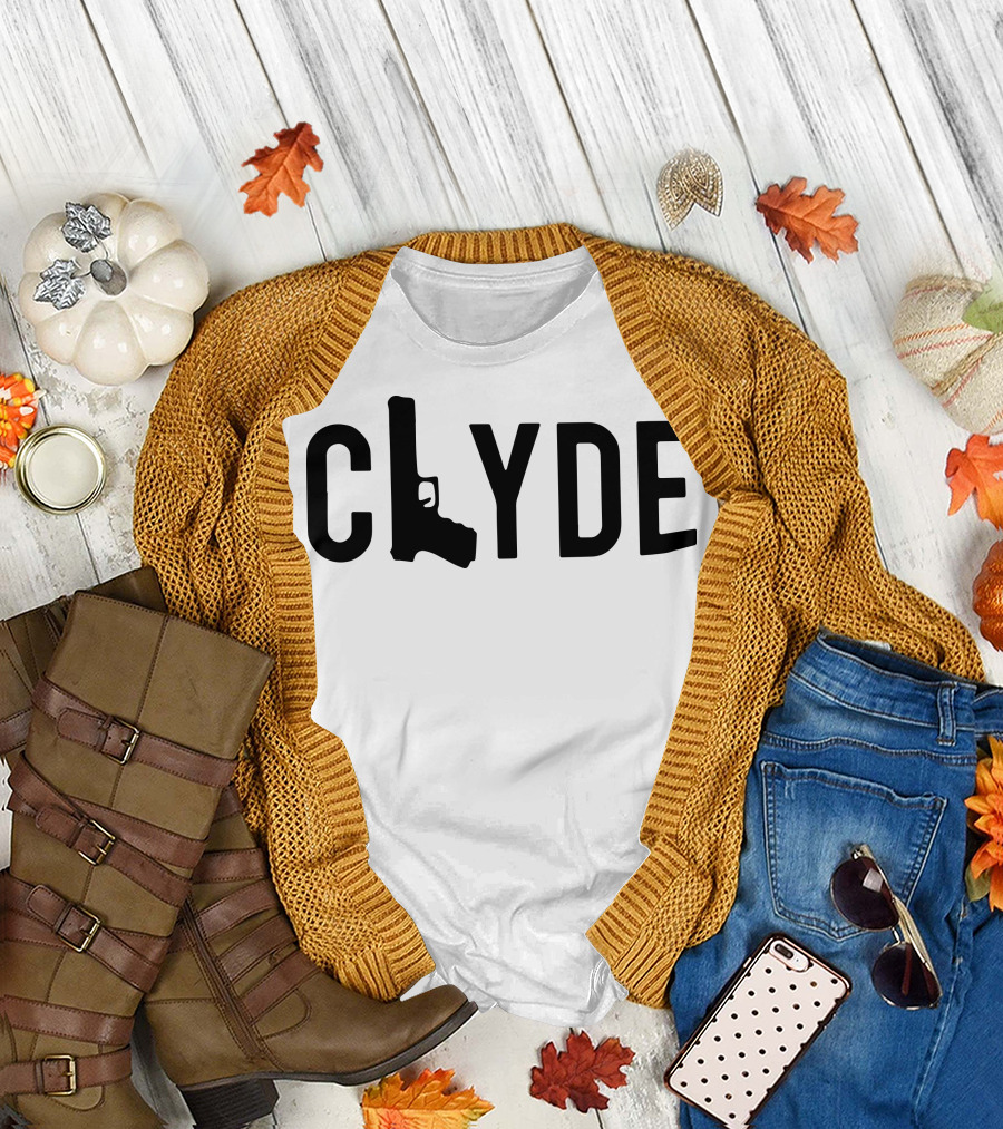 Bonnie and Clyde Matching Couple Shirt with Gun Icon for Partners T-Shirt