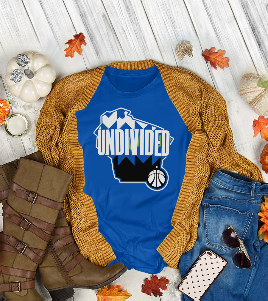 Pat Connaughton Undivided Milwaukee Basketball Map Blue T-Shirt