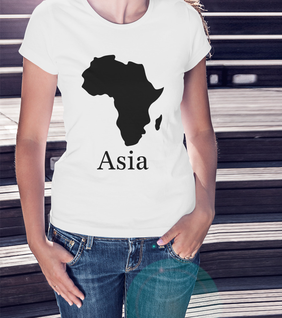 Asia Africa Map Optical Illusion T-Shirt