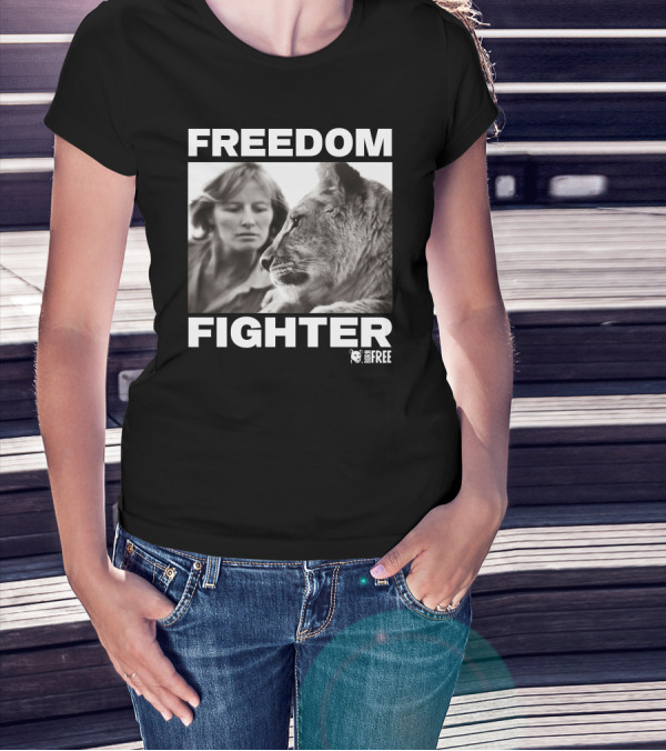 FREEDOM FIGHTER BORN FREE Lion And Woman Interaction T-Shirt