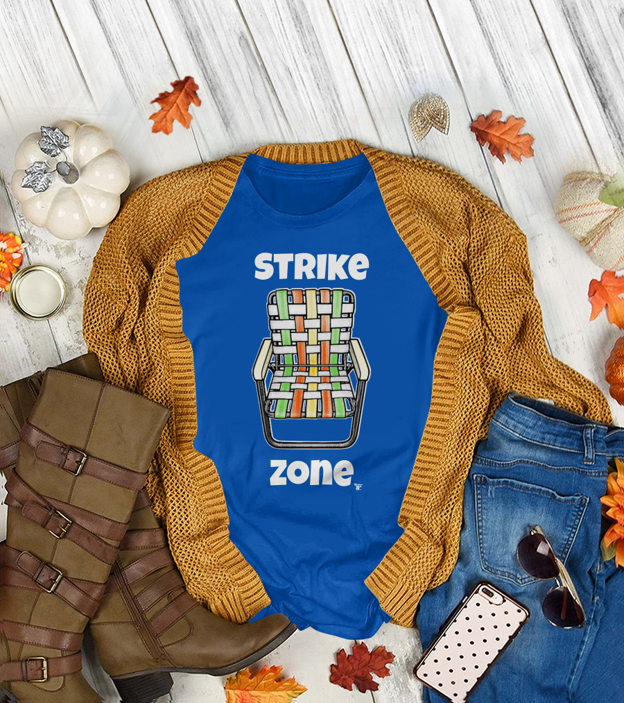 STRIKE ZONE Woven Colorful Chair T-Shirt