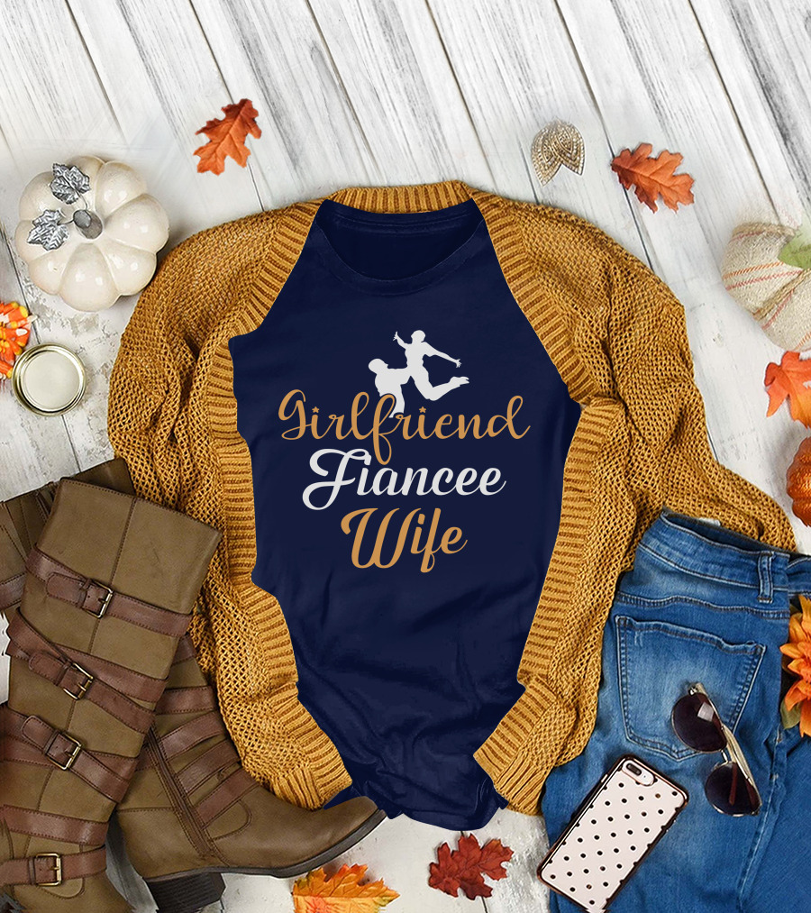 Girlfriend Fiancee Wife Engagement Proposal Silhouette Jump T-Shirt