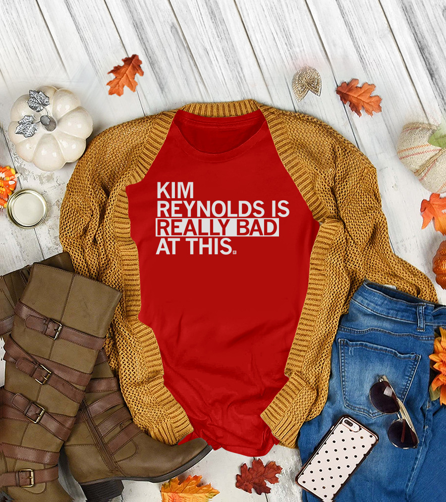 Kim Reynolds Is Really Bad At This T-Shirt