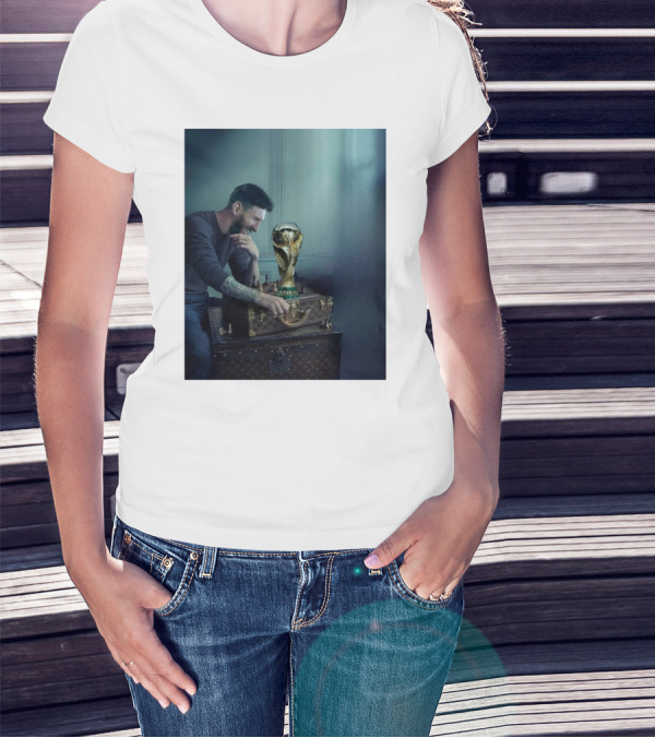 Lionel Messi Celebrates With World Cup Trophy On Luxury Trunk T-Shirt