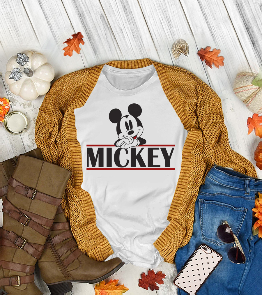 Disney Mickey Mouse Resting Mickey Classic Pose T-Shirt