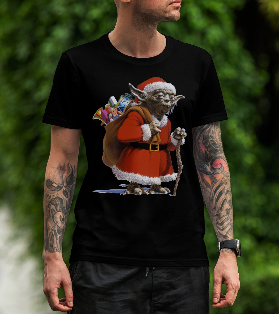 Star Wars Santa Yoda Carrying Sack Of Presents T-Shirt