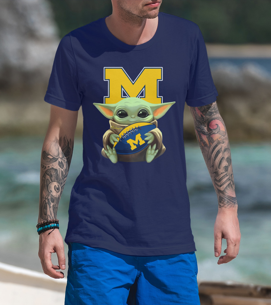 Michigan Baby Yoda Football M T-Shirt