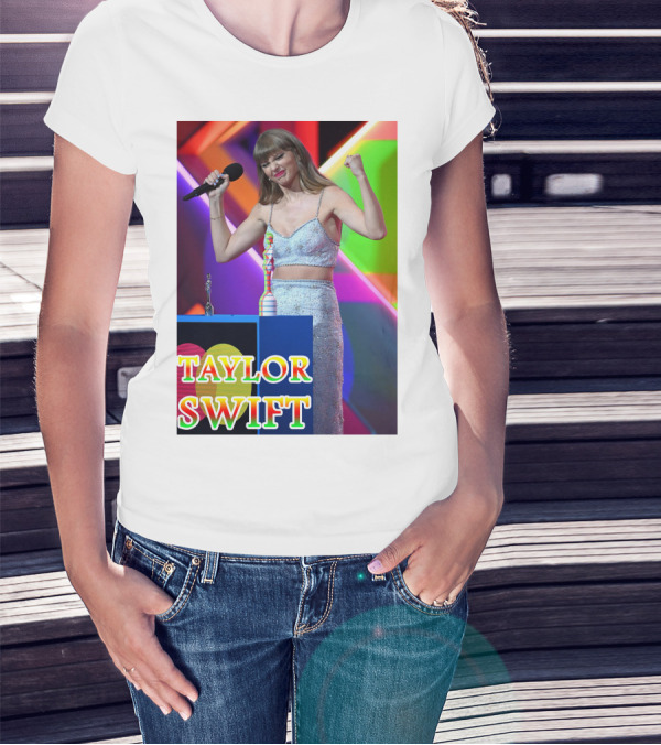 TAYLOR SWIFT Award Celebration Pop T-Shirt