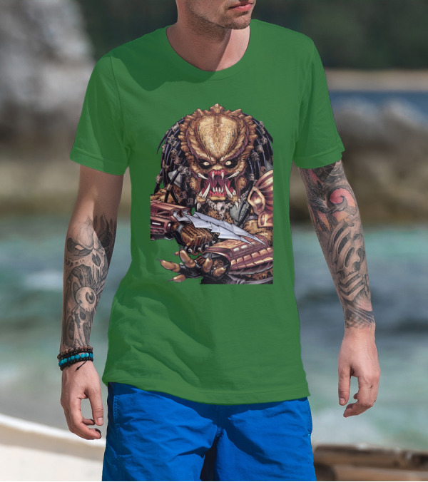 Predator Alien Holding Blade Comic T-Shirt