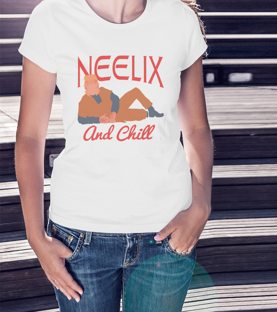 Neelix And Chill Star Trek Robert Picardo Mashup T-Shirt