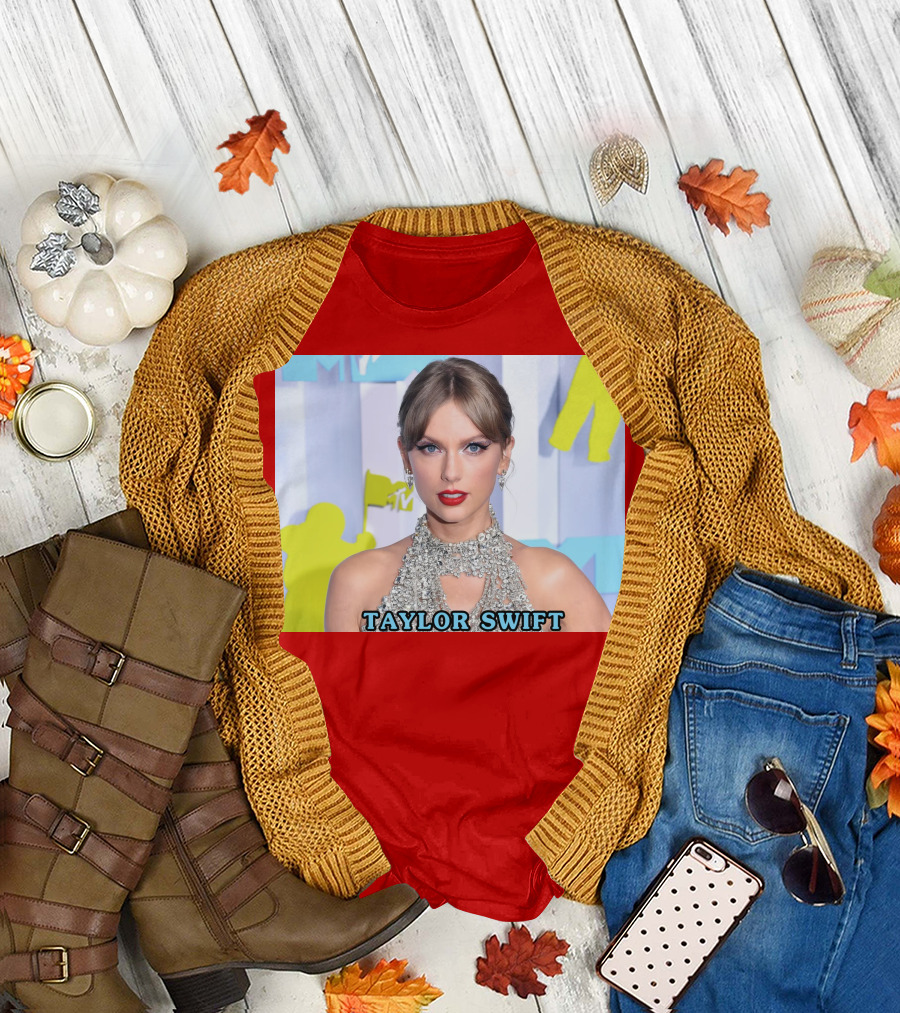 TAYLOR SWIFT MTV VMA Fashion Elegance T-Shirt