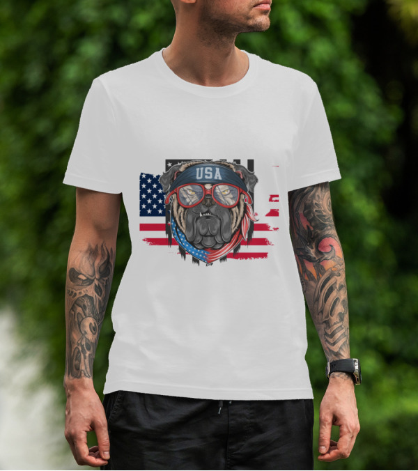 USA Bandana Glasses American Bulldog With Flag Background T-Shirt