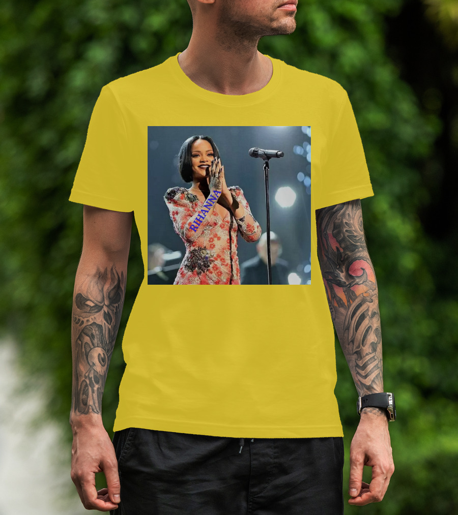 Rihanna Singer Songwriter Actress Performance Floral Dress T-Shirt