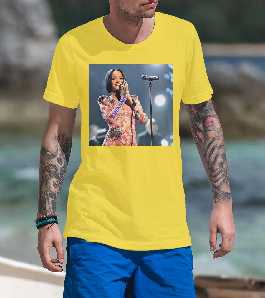 Rihanna Singer Songwriter Actress Performance Floral Dress T-Shirt