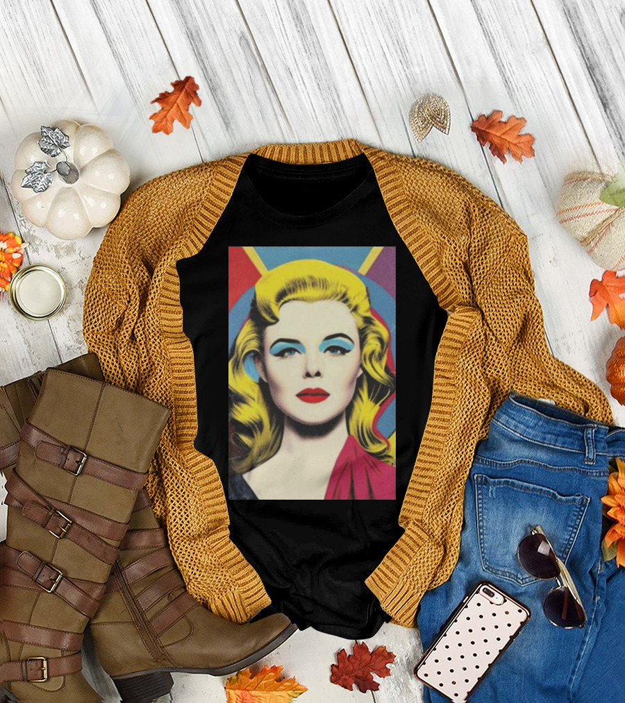 Elle Fanning 90s Style Pop T-Shirt