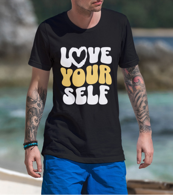 Love Your Self Heart Wavy Typography T-Shirt