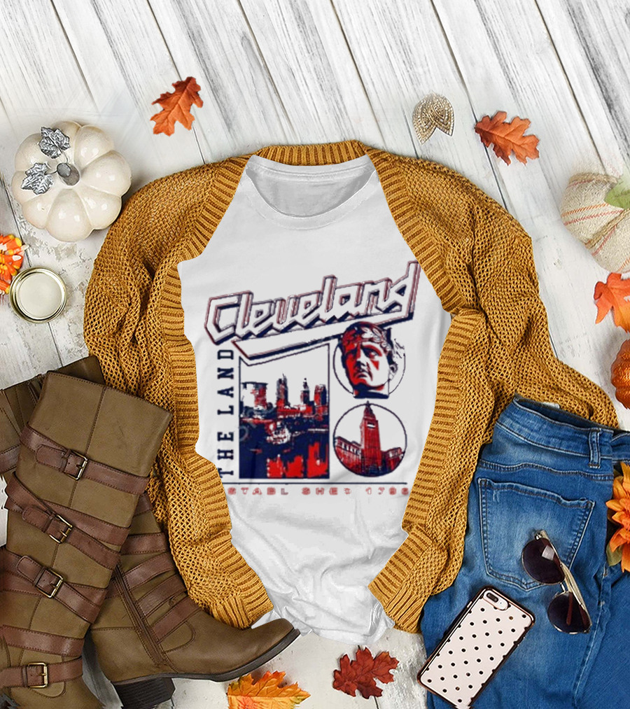 Cleveland The Land Established 1796 Skyline and Monument T-Shirt