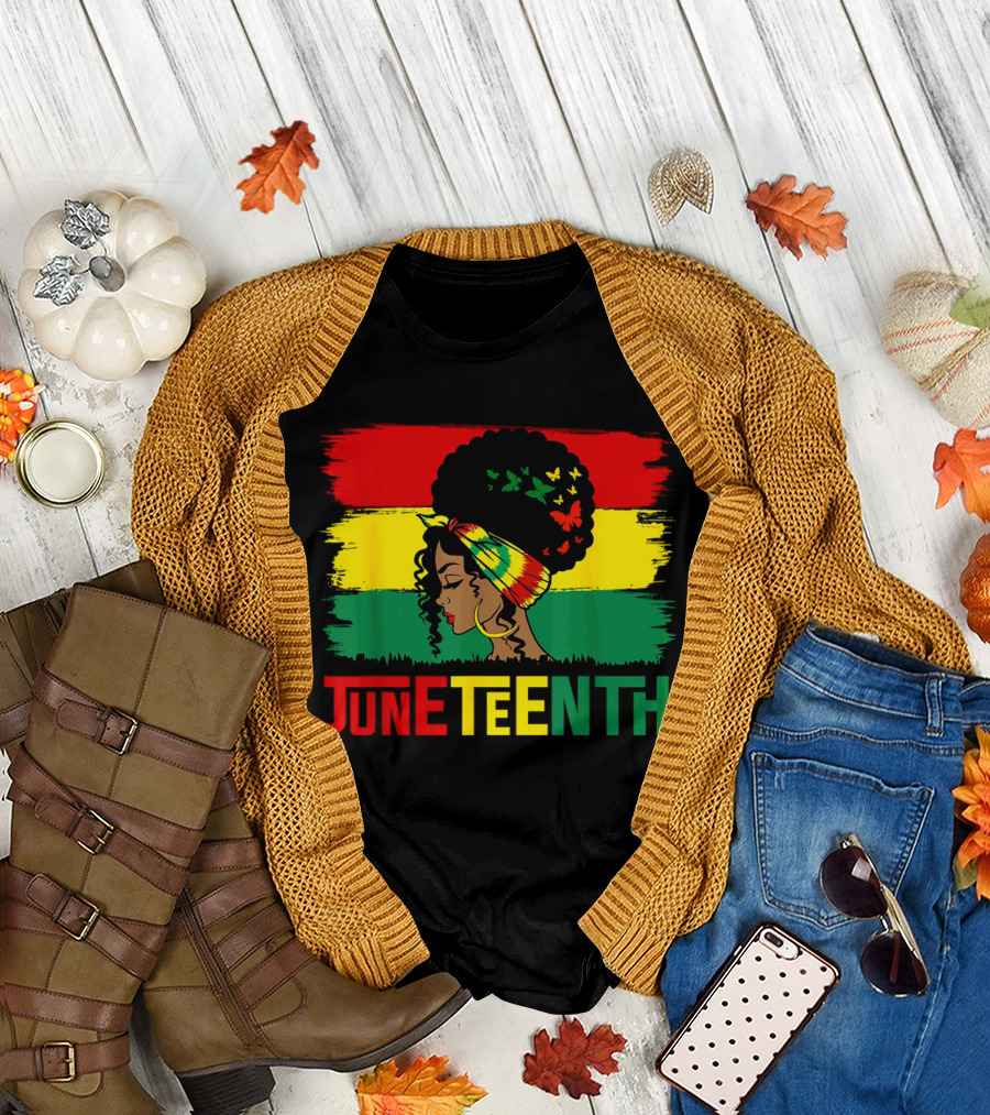 Juneteenth Remembering My Ancestors Celebrate Black Freedom Afro Woman Rasta Colors Flags T-Shirt