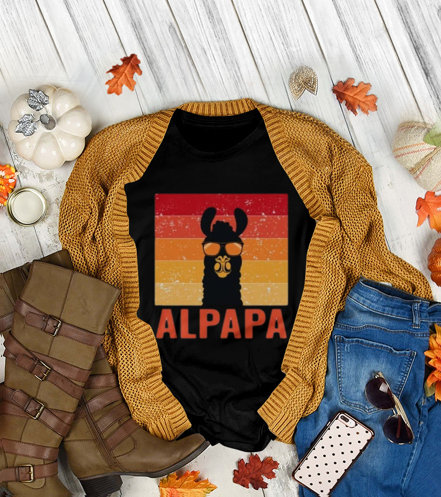 Vintage Groovy Alpapa Father's Day Llama T-Shirt