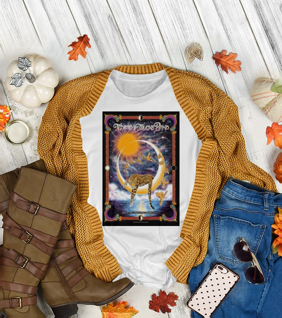 Tedeschi Trucks Band June 22 Jacksonville Florida Moon Leopard Butterflies Sunburst T-Shirt