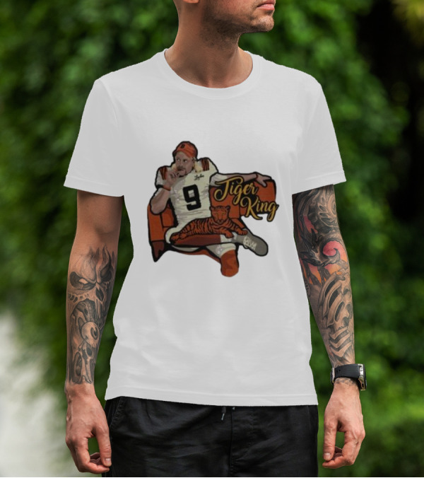 Cincinnati 9 Tiger King Football Player With Orange-Striped Tiger T-Shirt