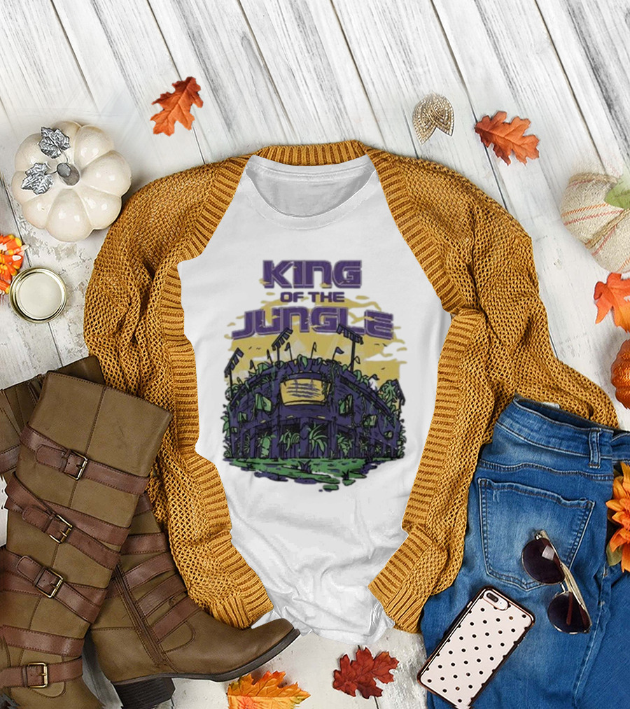 KING OF THE JUNGLE LA STADIUM ICONIC LANDMARK T-Shirt