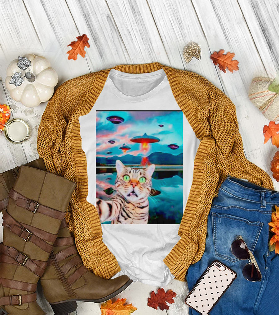 Cat Takes Selfie with UFOs in Scenic Landscape T-Shirt