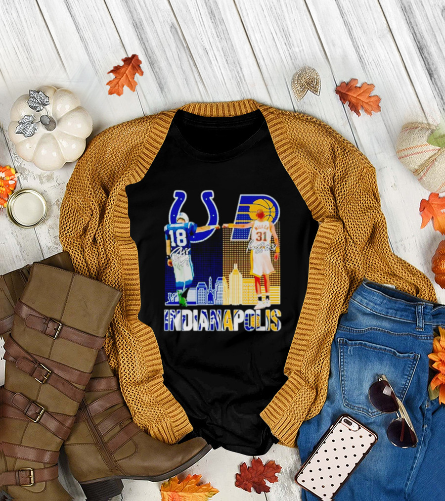 Indianapolis Colts Peyton Manning 18 Reggie Miller 31 Indiana Pacers Indianapolis Skyline T-Shirt