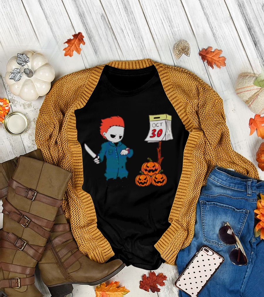 Michael Myers October 30 Knife Pumpkin Calendar T-Shirt