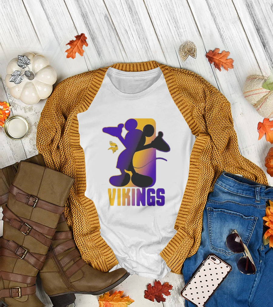 Mickey Mouse Vikings Minnesota Disney Cross Fade T-Shirt