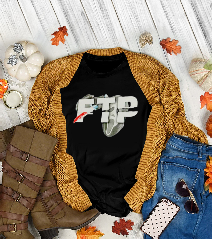 FTP Ghost Halloween Scream Mask Red Knife T-Shirt