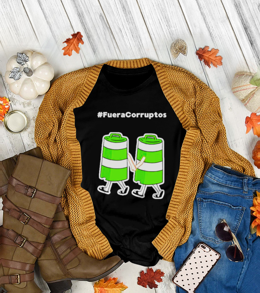 Paola Hurtado Uri Samayoa #Fueracorruptos Green Bins Handshake T-Shirt