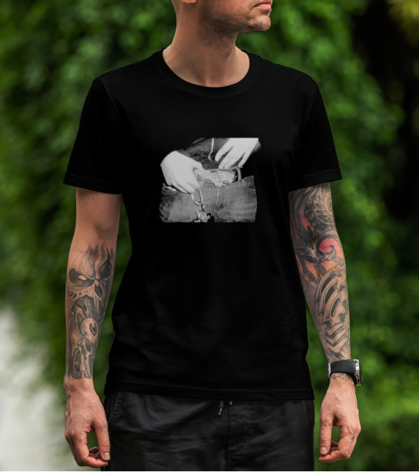 Birdloaf Bat Buckle Monochrome Close-Up T-Shirt