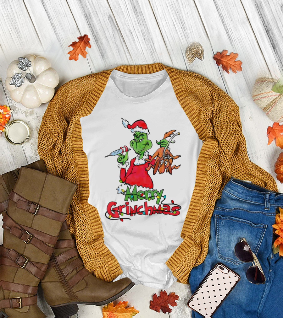 Merry Grinchmas Nurse Christmas Grinch with Syringe and Reindeer Dog T-Shirt