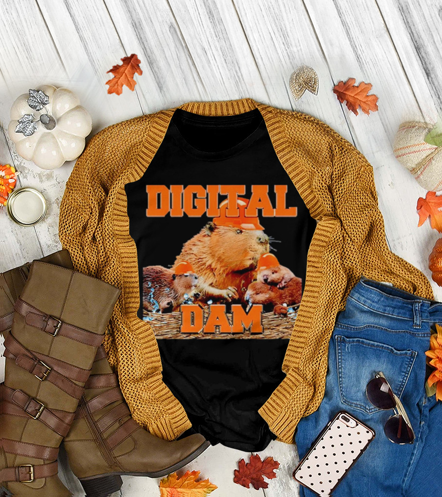 DIGITAL DAM BEAVER WITH HARD HATS T-Shirt