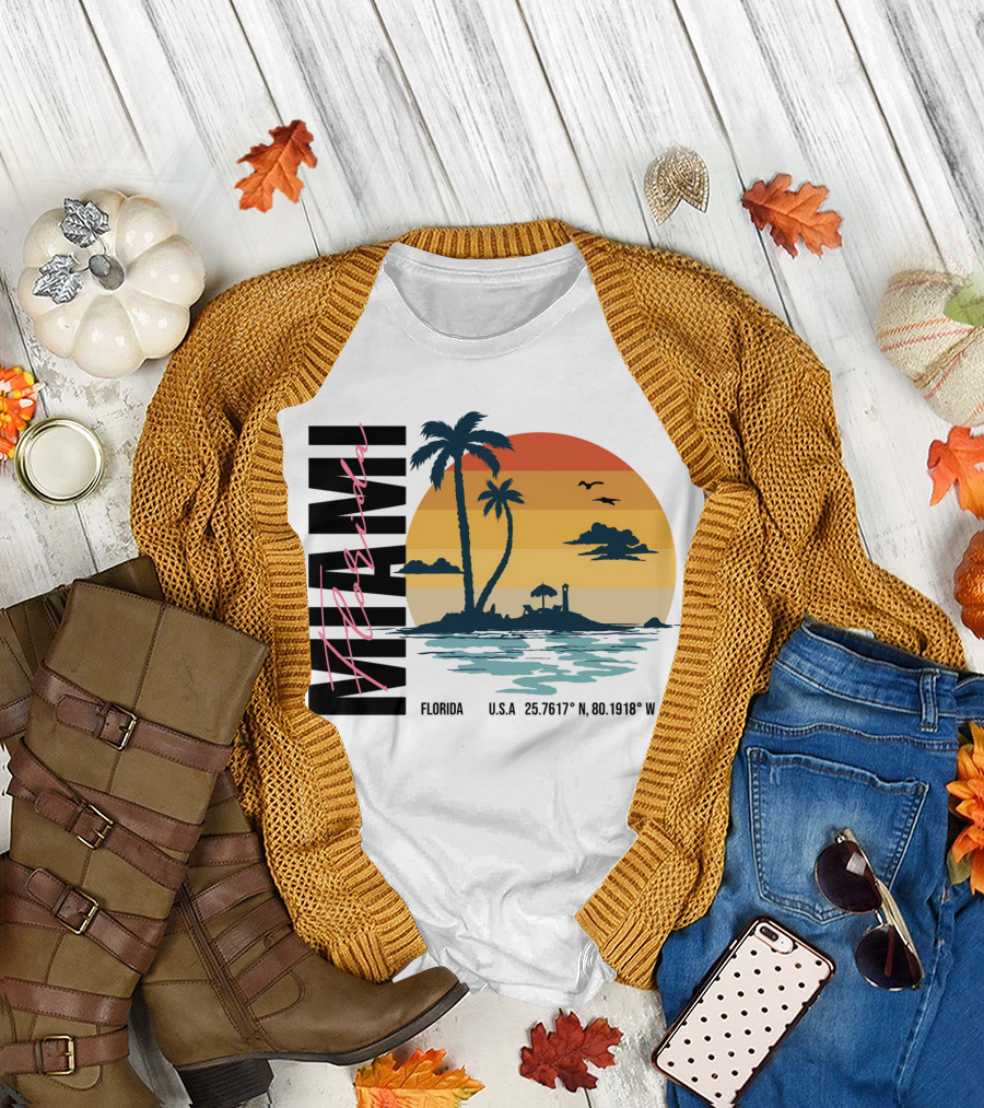 MIAMI FLORIDA U.S.A. 25.7617° N, 80.1918° W Sunset Palms Birds T-Shirt