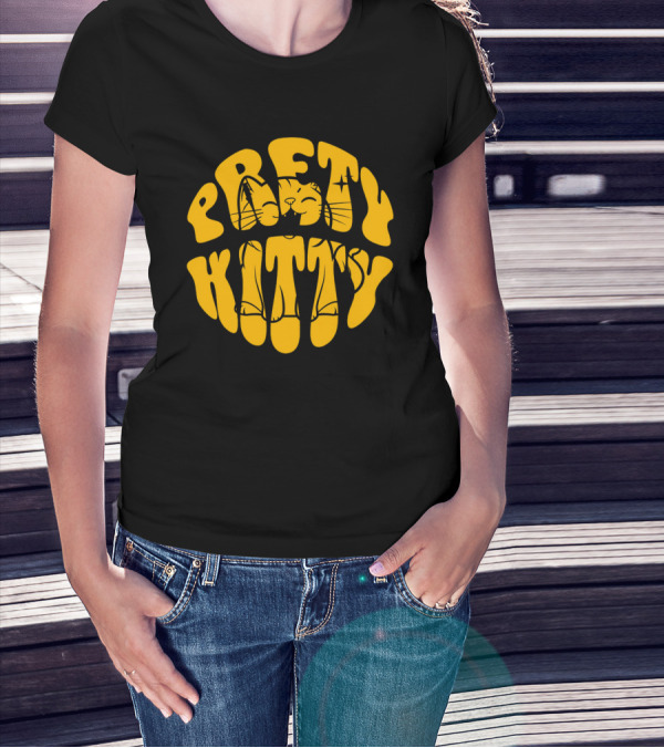 Pretty Kitty Cute Happy Cat Yellow Retro T-Shirt