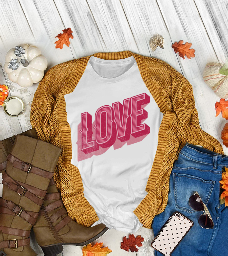 Love Lettering Typography Valentine's Day Pink 3D Effect T-Shirt