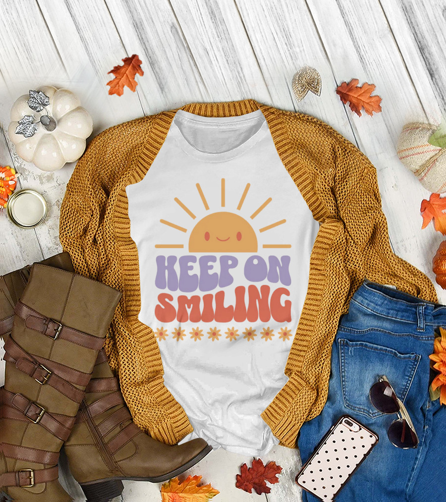 Keep On Smiling Sunburst Flowers T-Shirt