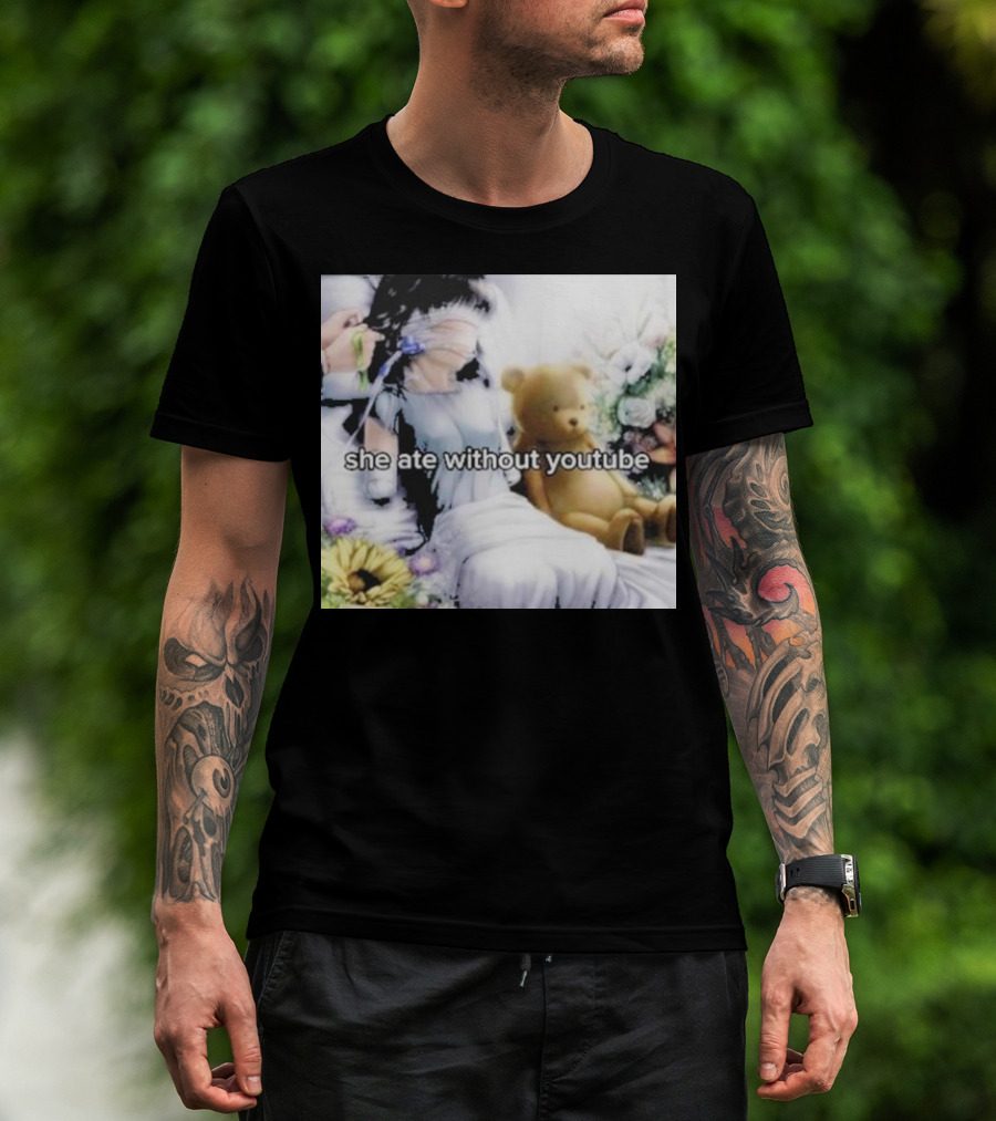 She Ate Without YouTube Floral Teddy Bear Aesthetic T-Shirt